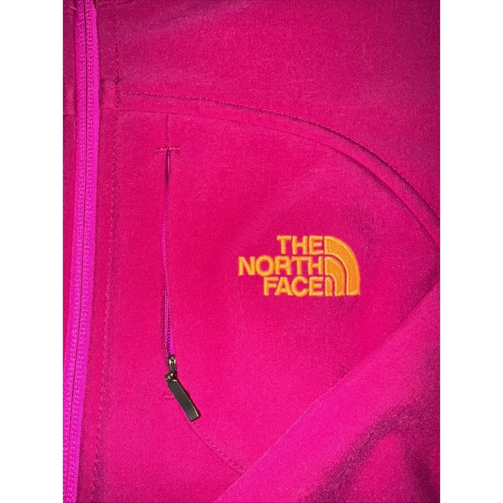 The North Face Womens Size Small Windwall Jacket Fuschia Pink